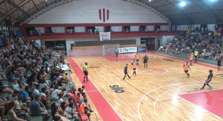 Continúa el Torneo de Futsal en Atlético 9 de Julio