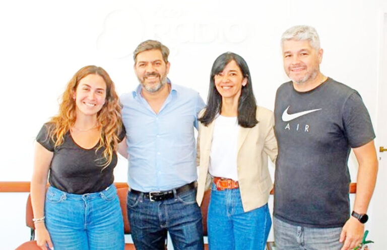 Carlos Bianco aseguró que la Provincia va a continuar con la obra pública