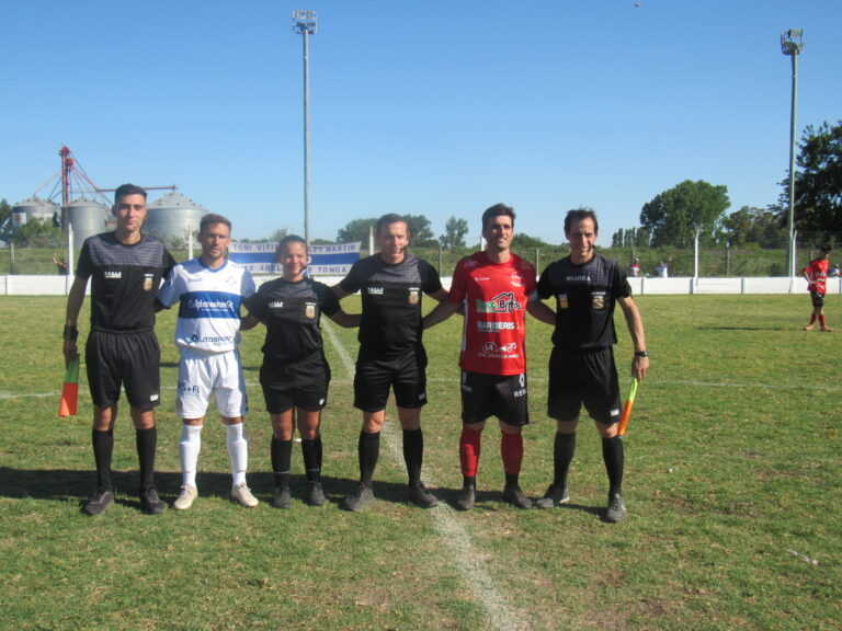 El fútbol local entró en el receso