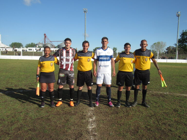 Partidos y árbitros del fútbol local para el fin de semana