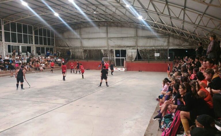 Se puso en marcha el Torneo de Hockey Pista
