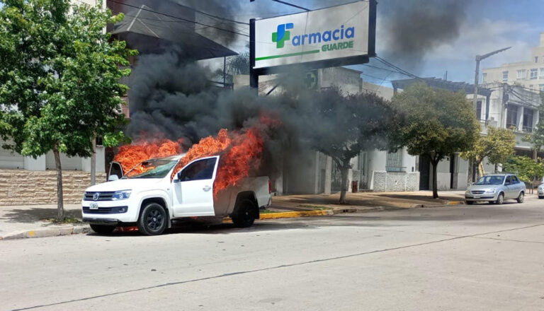 Se incendió una camioneta