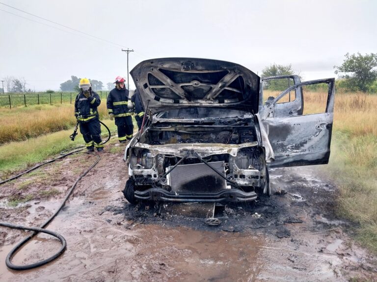 Se incendió una camioneta