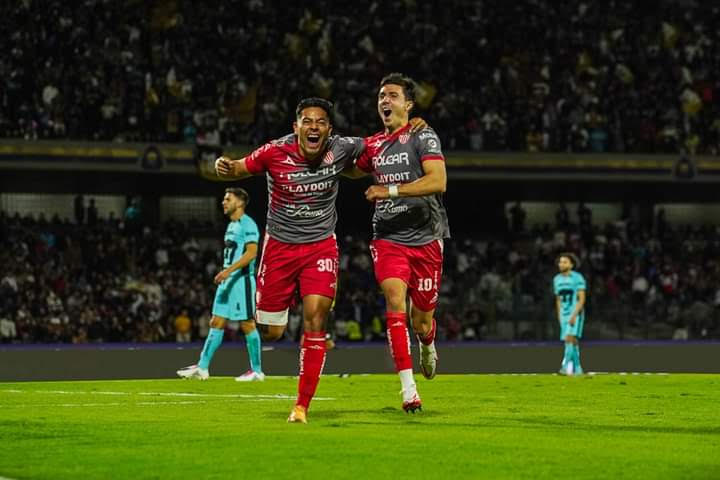 Primer gol de José Paradela en México