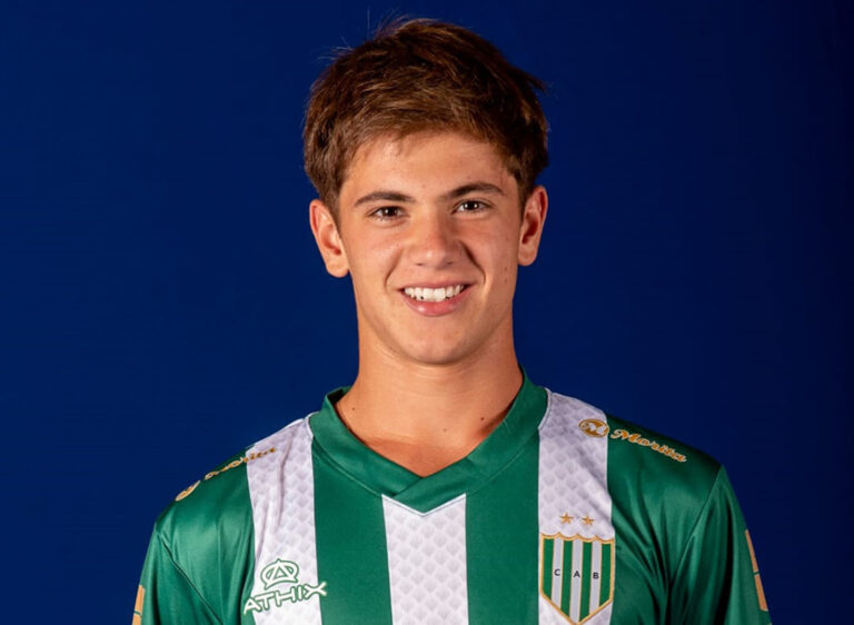 Tiziano Perrotta tiene las ilusiones en Banfield