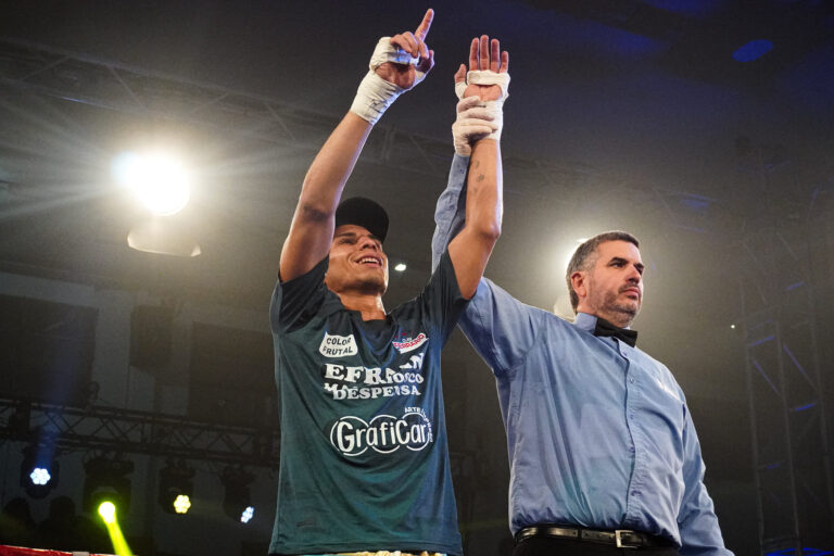 Boxeo: gran triunfo de «Panterita» Rodríguez por KOT