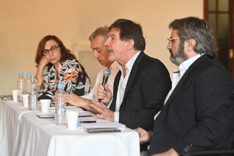 Presentaron programas de fortalecimiento de la Educación Secundaria
