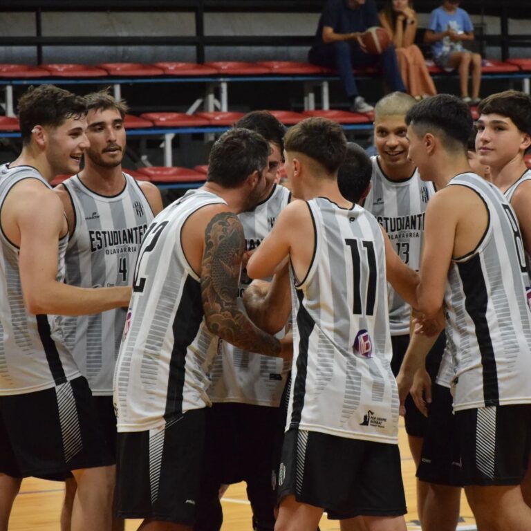 Fermín Callegaro, campeón con Estudiantes de Olavarría