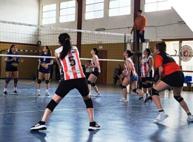 Voley Femenino: Atlético 9 de Julio juega en Junín