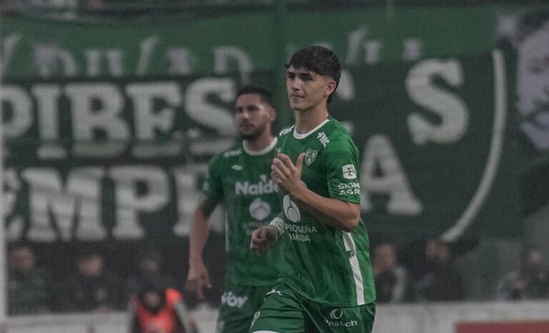 «Picu» Molina sufrió ruptura de ligamentos