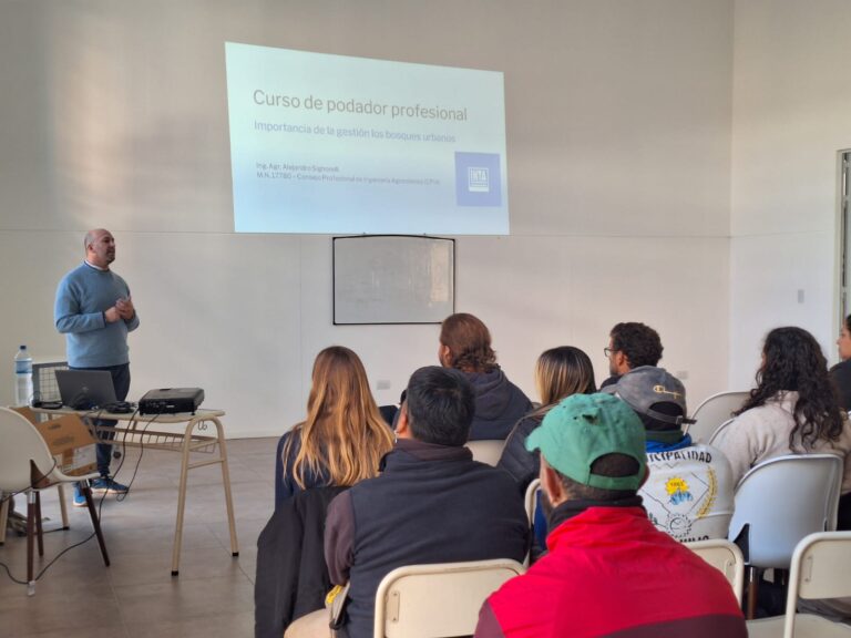 Poda: personal municipal asistió a una capacitación