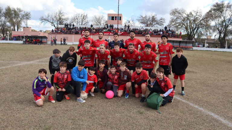 Primera A: empataron Agustín Alvarez y Once Tigres