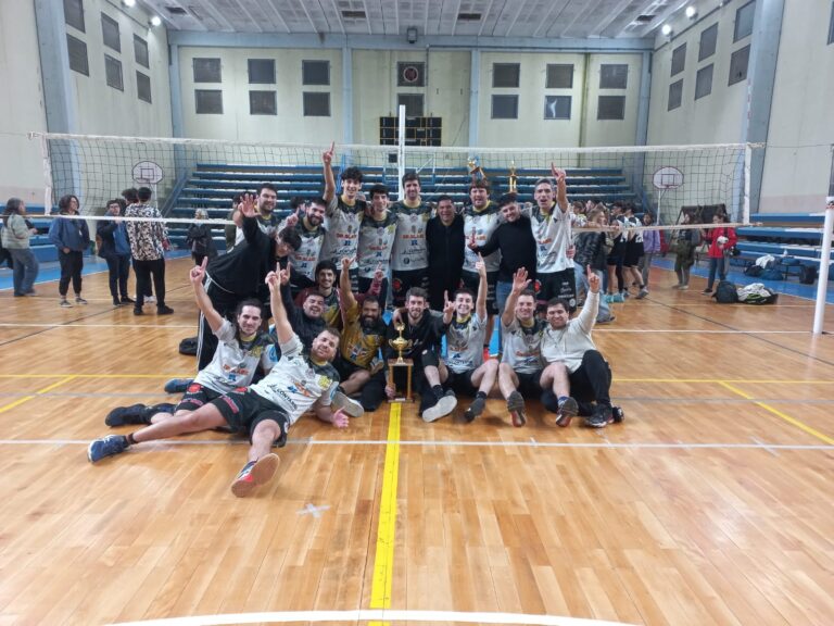 El equipo masculino de 9 de Julio Voley es Campeón