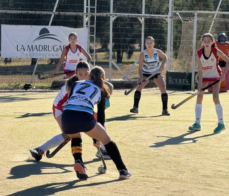 Hockey Femenino: Atlético 9 de Julio recibió a Ciudad de Bolívar