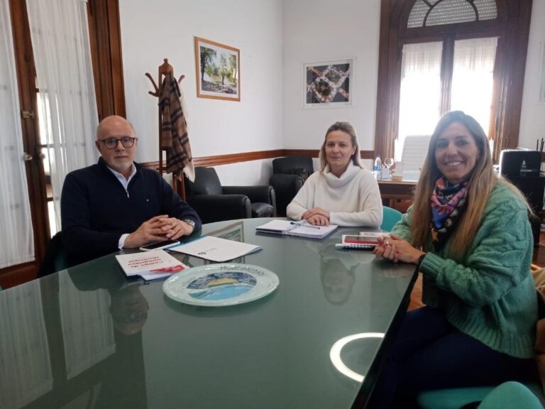 Gentile recibió al Defensor Adjunto