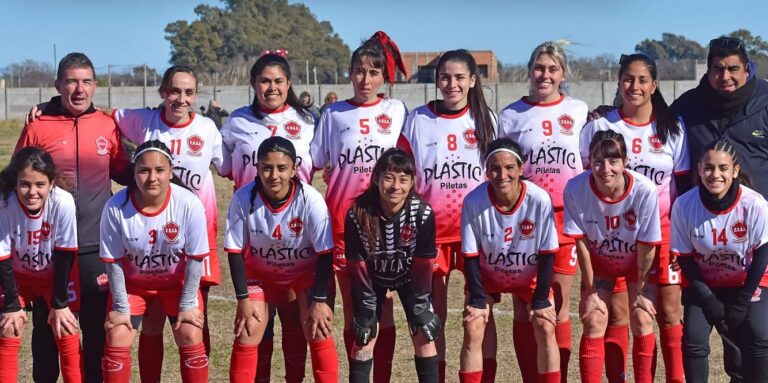 Fútbol Femenino: Agustín Alvarez sigue en la punta