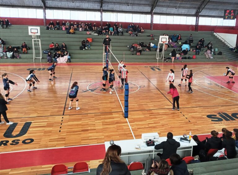 Vóley femenino en el Club Atlético