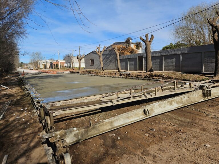 Tramo final para la obra de pavimento en la calle Schweitzer