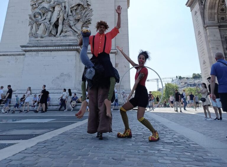 «Circo Bienvenir» también vivió la fiesta de París
