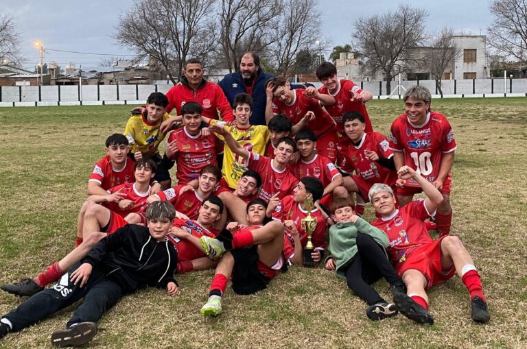 El Sub 17 de Agustín Alvarez campeón de LIRFA