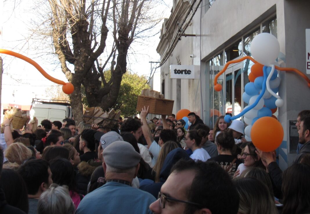 «Torté» Se Fue Para Arriba: Inauguró Nuevo Local | Diario El 9 De Julio