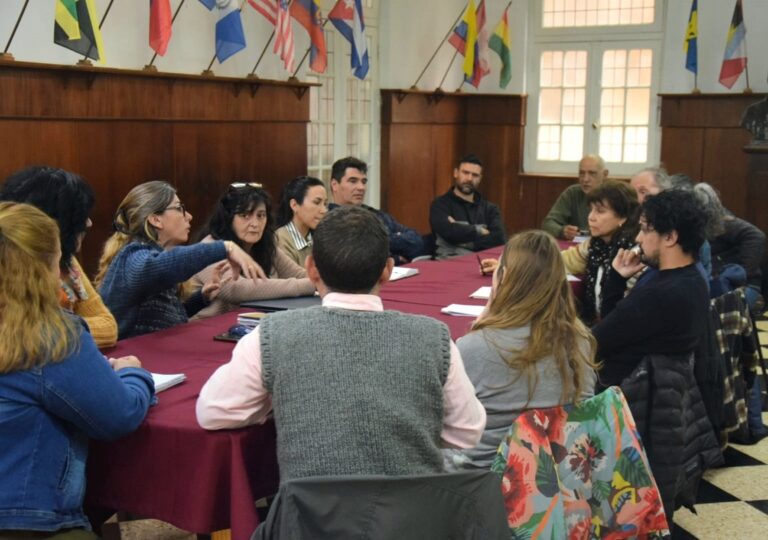 Autoridades recibieron a ambientalistas