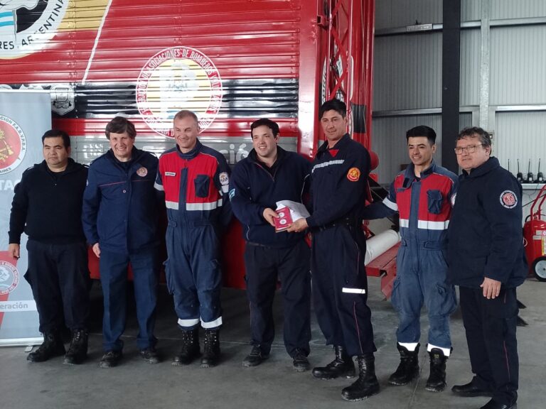 Se capacitaron Bomberos de 9 de Julio y Dudignac