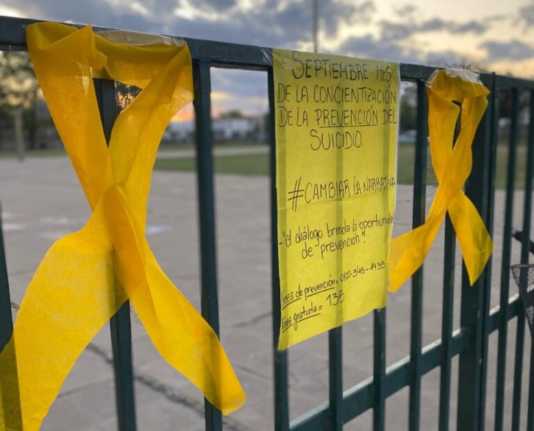 Estudiantes de Acompañante Terapéutico lanzan campaña de prevención del suicidio