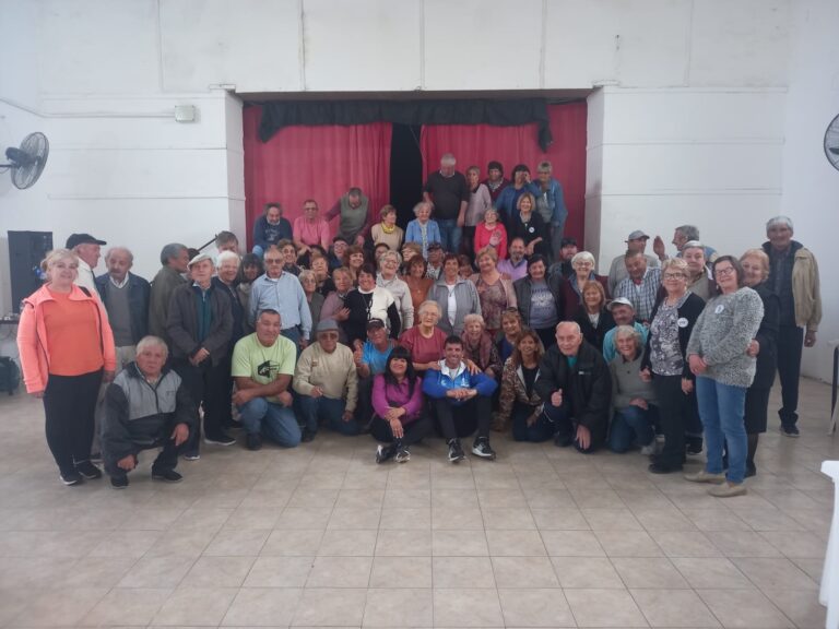 Encuentro recreativo de Adultos Mayores en Facundo Quiroga