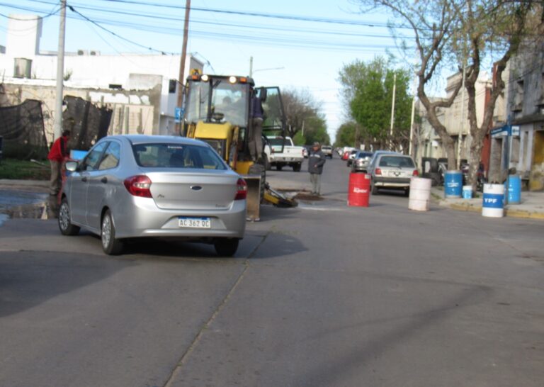 Tucumán y Libertad: circular con precaución por la obra