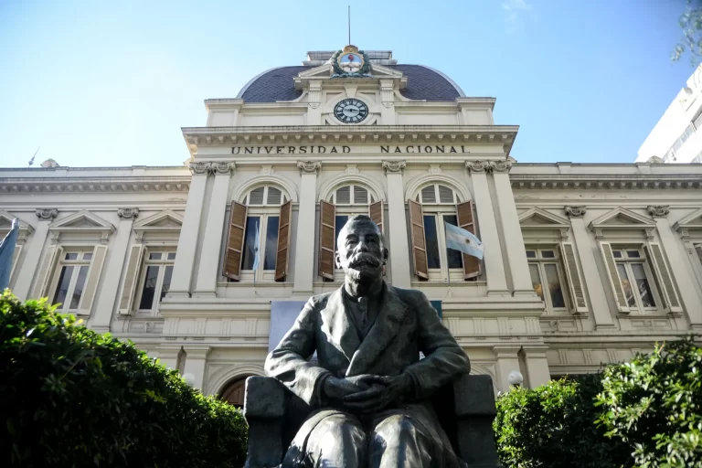 Universidad de La Plata: se conocen las fechas de inscripción
