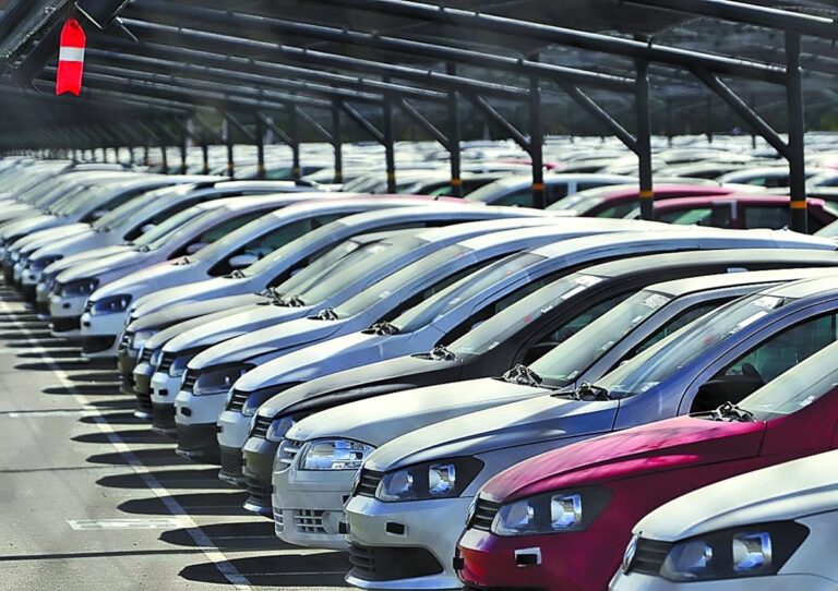 Blanqueo: se podrán comprar autos, maquinaria agrícola, bienes durables sin pagar multa