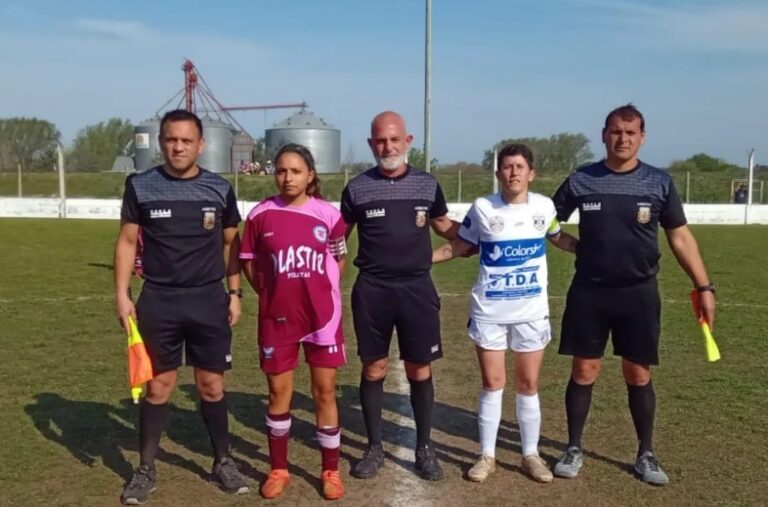 Fútbol Femenino: Libertad sigue como líder