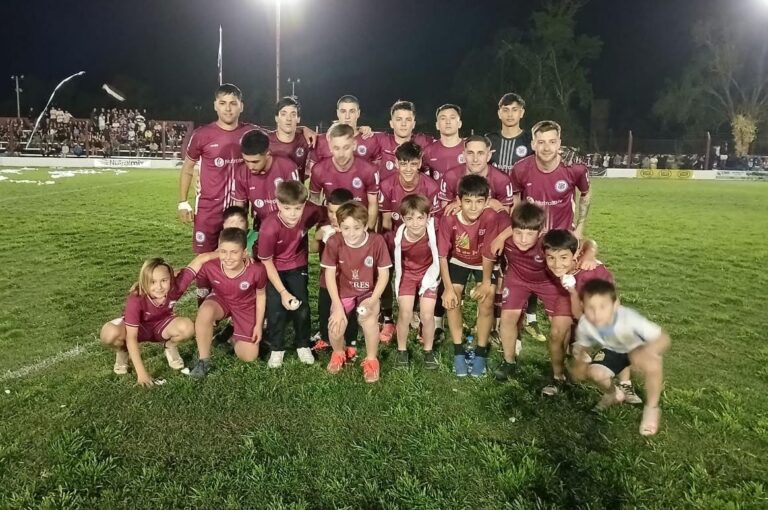 San Agustín no afloja: goleó a San Martín