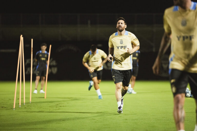 Eliminatorias: Argentina visita a Venezuela