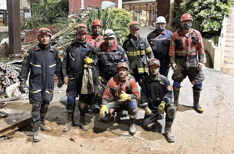 Bomberos cumplieron su misión en Villa Gesell