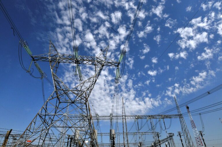 Extienden la emergencia energética hasta julio y prorrogan intervenciones