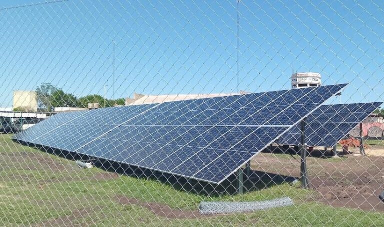 La CEyS inaugura el Parque Solar