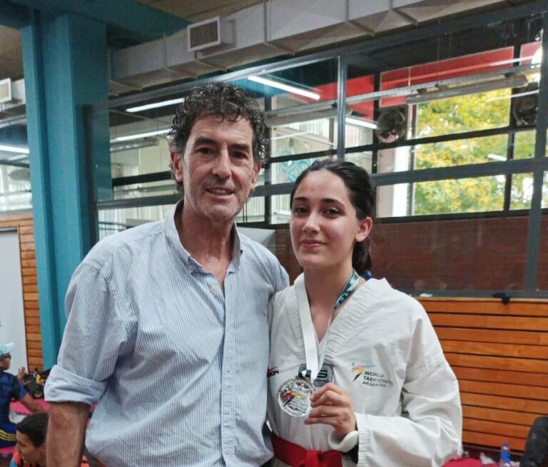 Nacional de Taekwondo: Medallas de Oro, Plata y Bronce