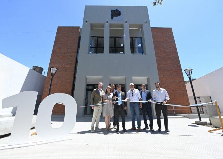 En Casares se inauguró la Casa de la Provincia