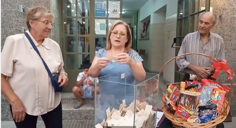 Sorteo de Canastas Navideñas en el Centro de Jubilados