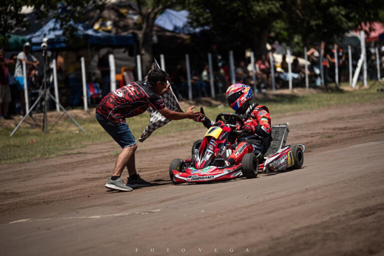 Coronación: 337 Kartings y «Nano» Arizcure campeón