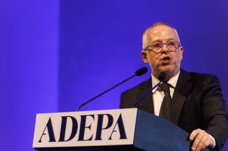 Martín Etchevers: “Los medios profesionales siguen siendo relevantes”