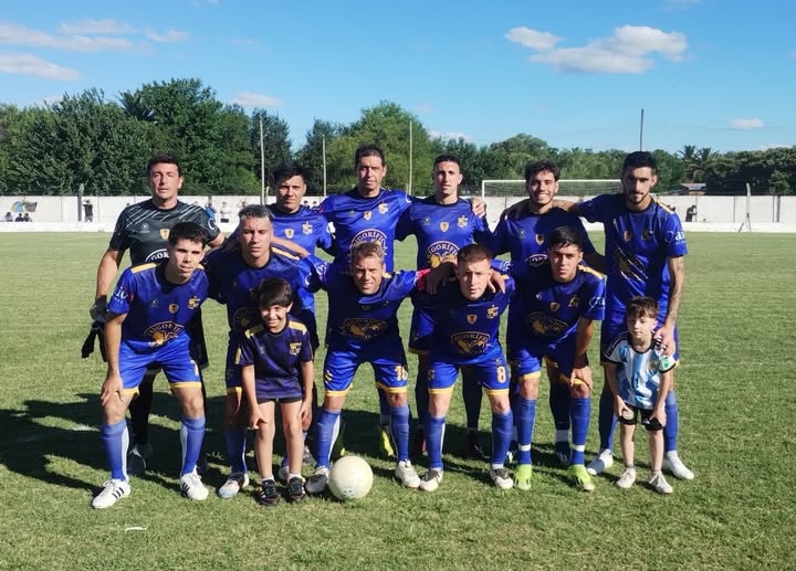 Primera A: Once Tigres se mantiene en la pelea