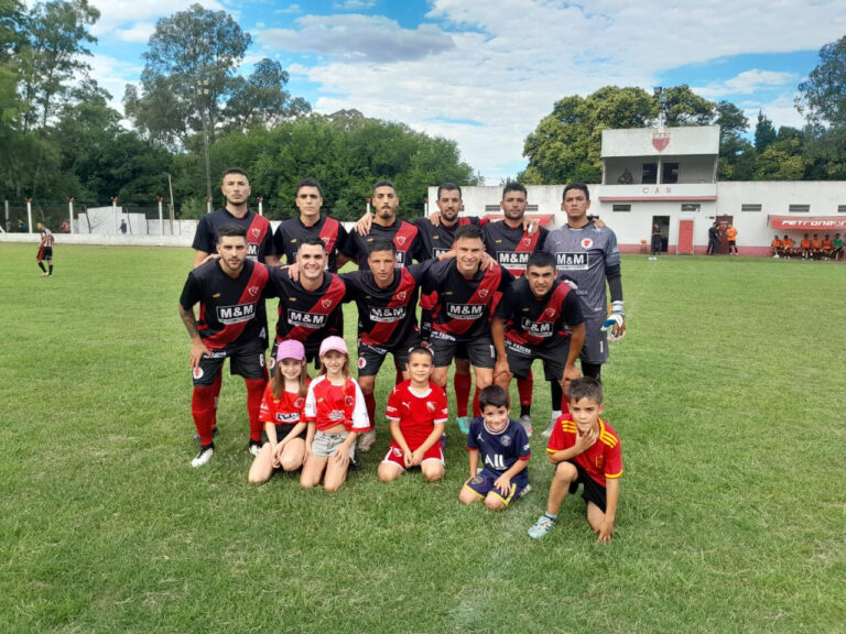Primera: Naón le ganó a Atlético y es único líder