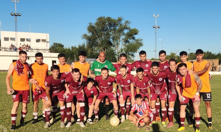 Primera A: San Agustín rescató un empate en French