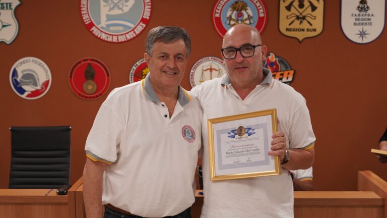 Bomberos: reconocimiento a Martín Del Castillo, por su labor como dirigente