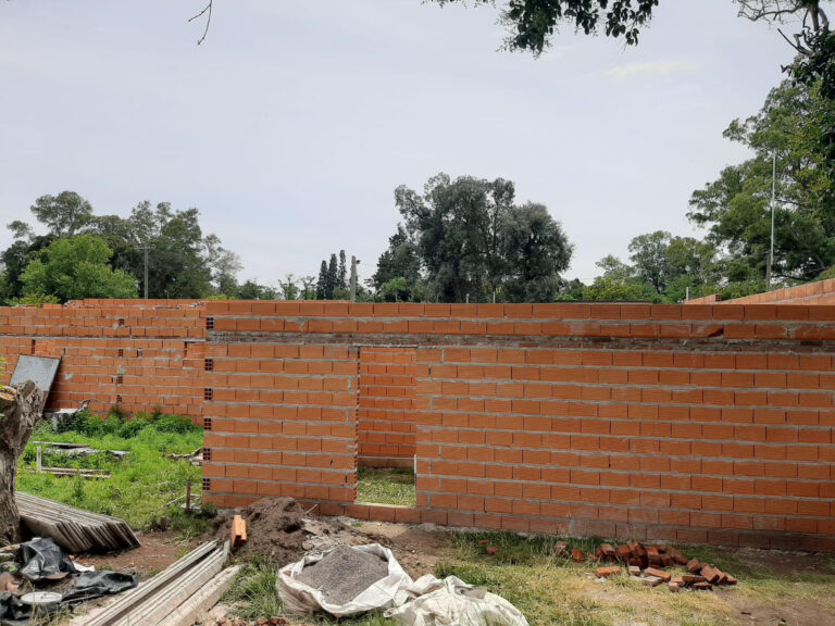 Siguen las obras en la cancha de Dennehy