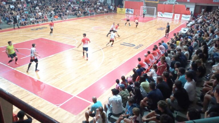 Futsal: comienza la etapa definitoria con partidos atractivos