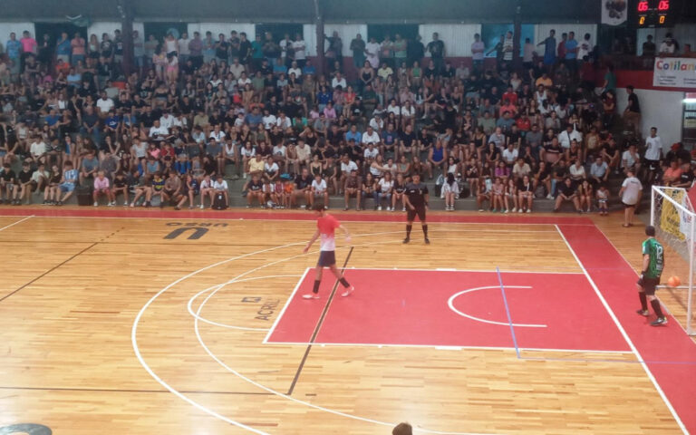 Esta noche se juega la final del Torneo de Futsal, a partir de las 20 y 30 hs